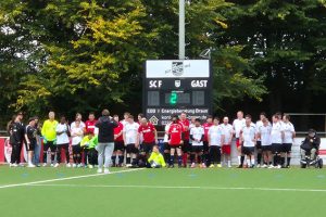 Fußballfreunde der inklusiven Mannschaften von SC Friesheim und 1. FC Köln beim Freundschaftsturnier. Foto: privat